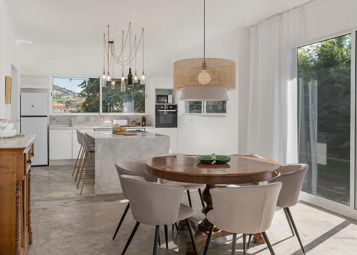 Casa Da Anoneira House With Pool And Sea View * פונשל