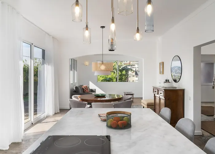 בית נופש Casa Da Anoneira House With Pool And Sea View פונשל